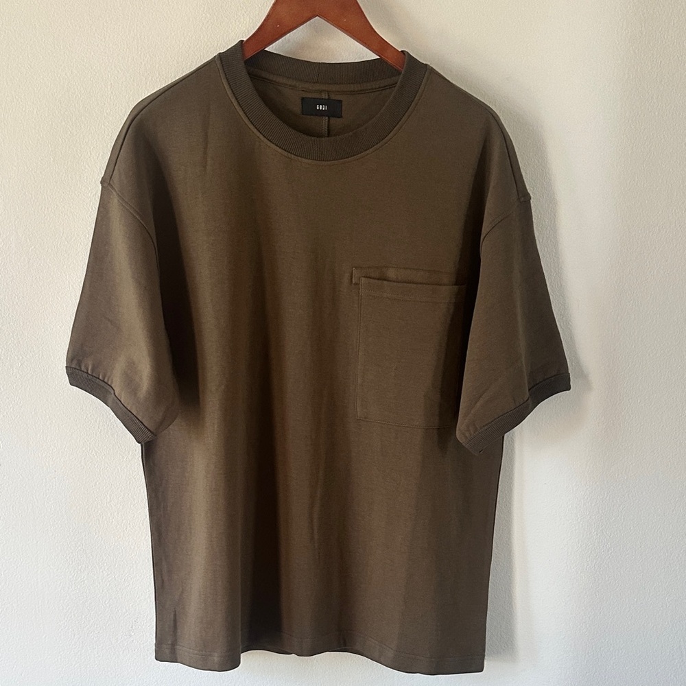 Men's Pocket Crewneck Olive Short Sleeve Sweat Shirt